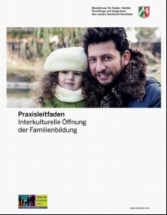 Vorschaubild 1: PraxisleitfadenInterkulturelle Öffnung der Familienbildung